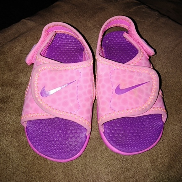 nike sandals for toddlers girl